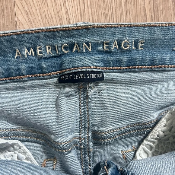 American Eagle Distressed Denim Shorts Size 10 - Picture 6 of 10